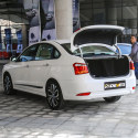 Car (5)
