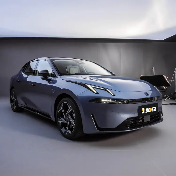 Lynk & Co 07