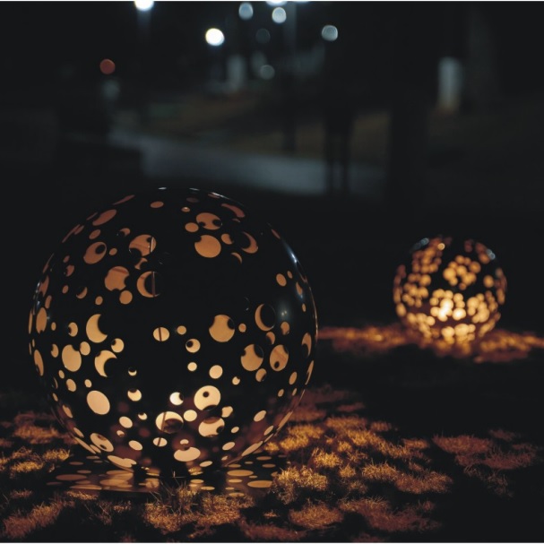 Outdoor Art Deco Stainless Steel Low Voltage LED Garden Ball Light Moon Light Lawn Light