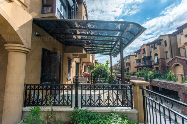 Polycarbonate sheet canopy is not durable? That's why you won't choose polycarbonate board.