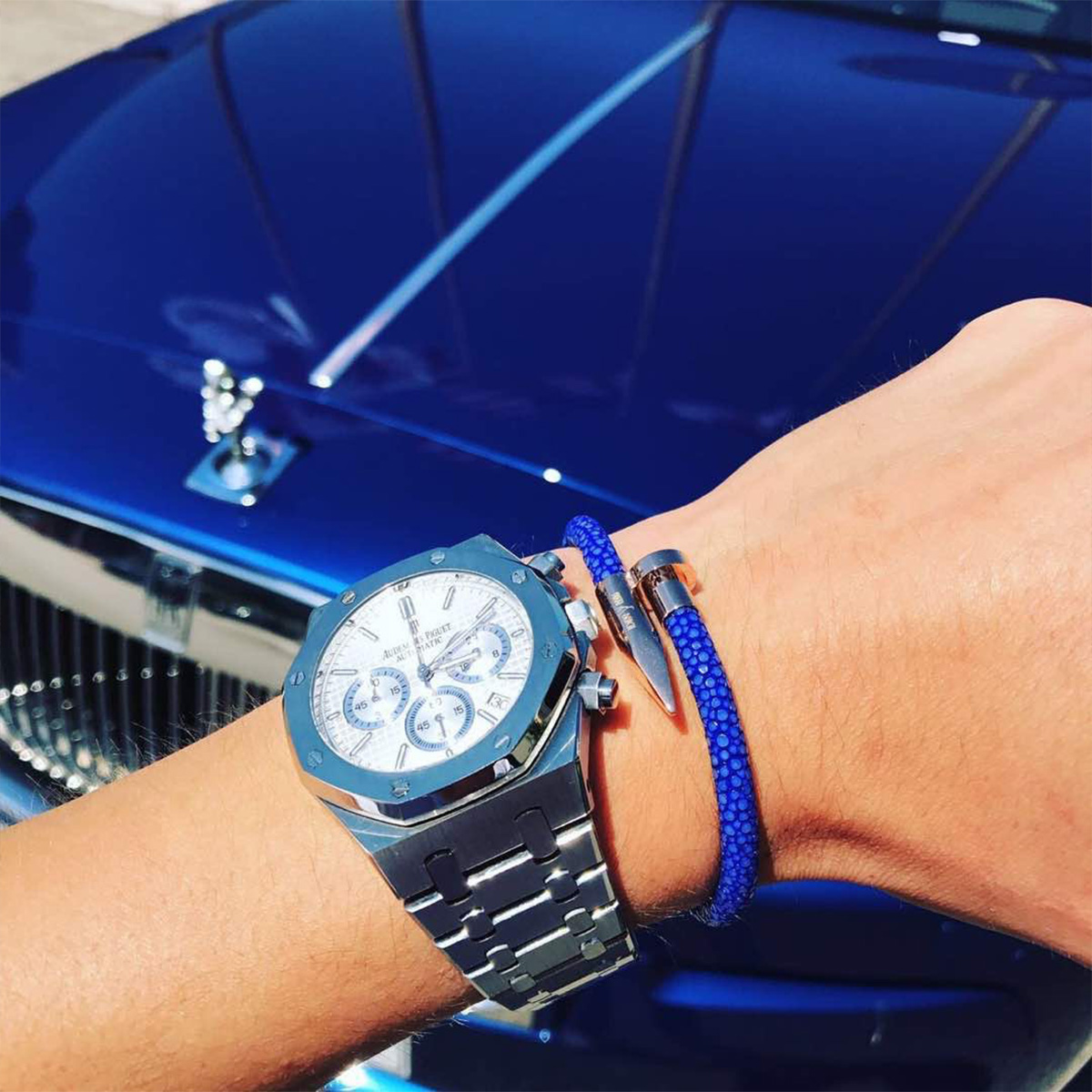 Stingray Nail Bracelet