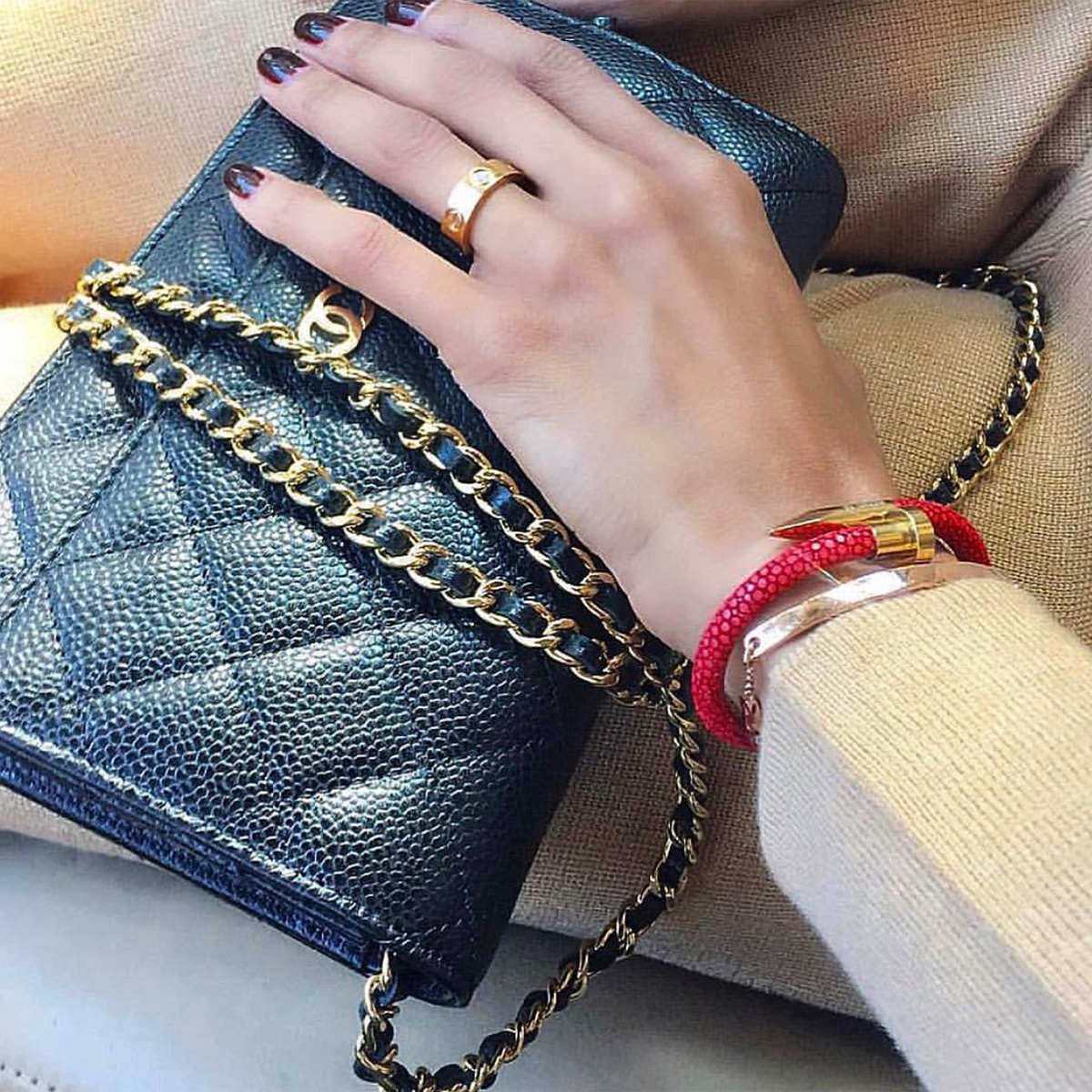 Stingray Nail Bracelet