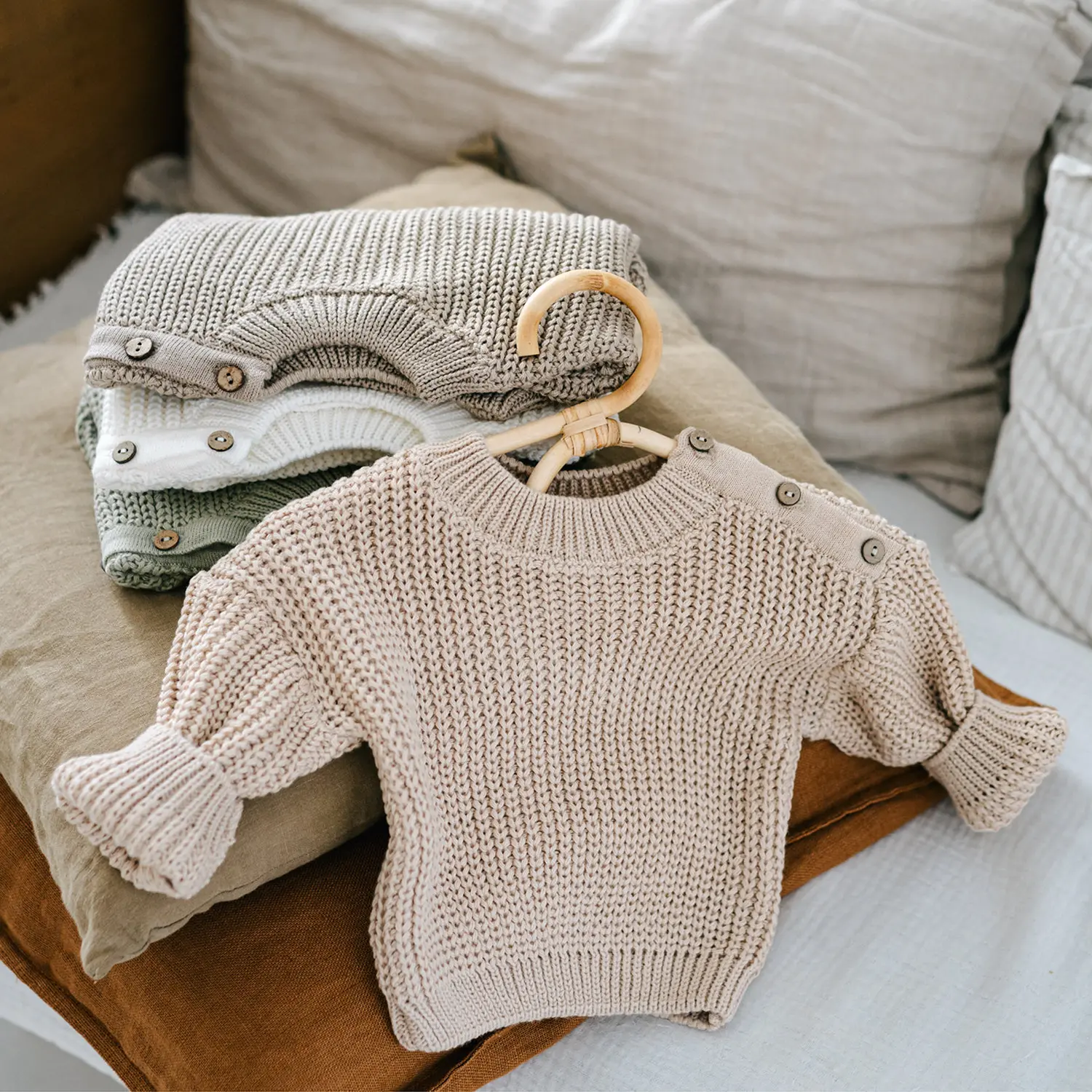 Sweater and Bloomers (3)