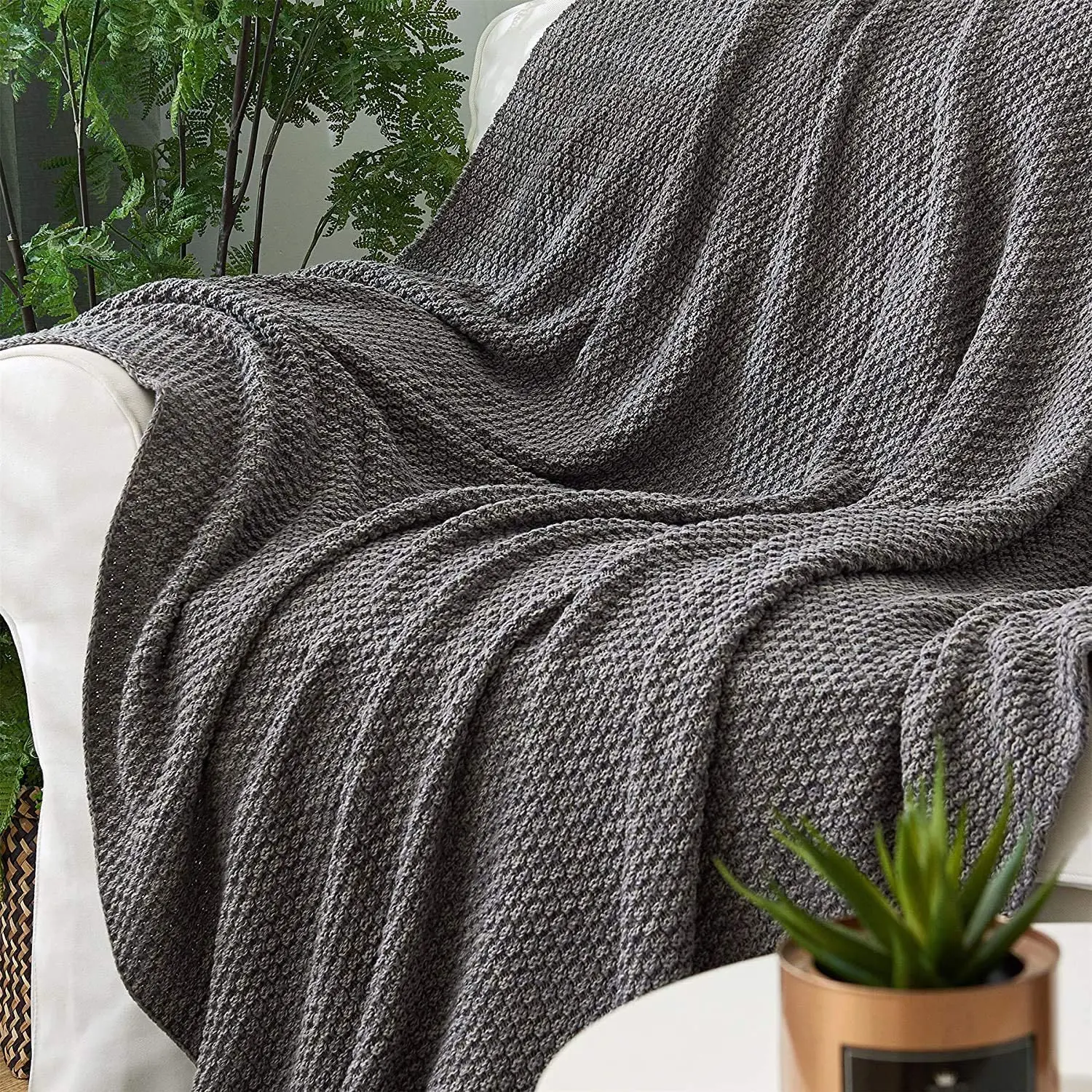 Grey Knitted Throw Blanket (8)