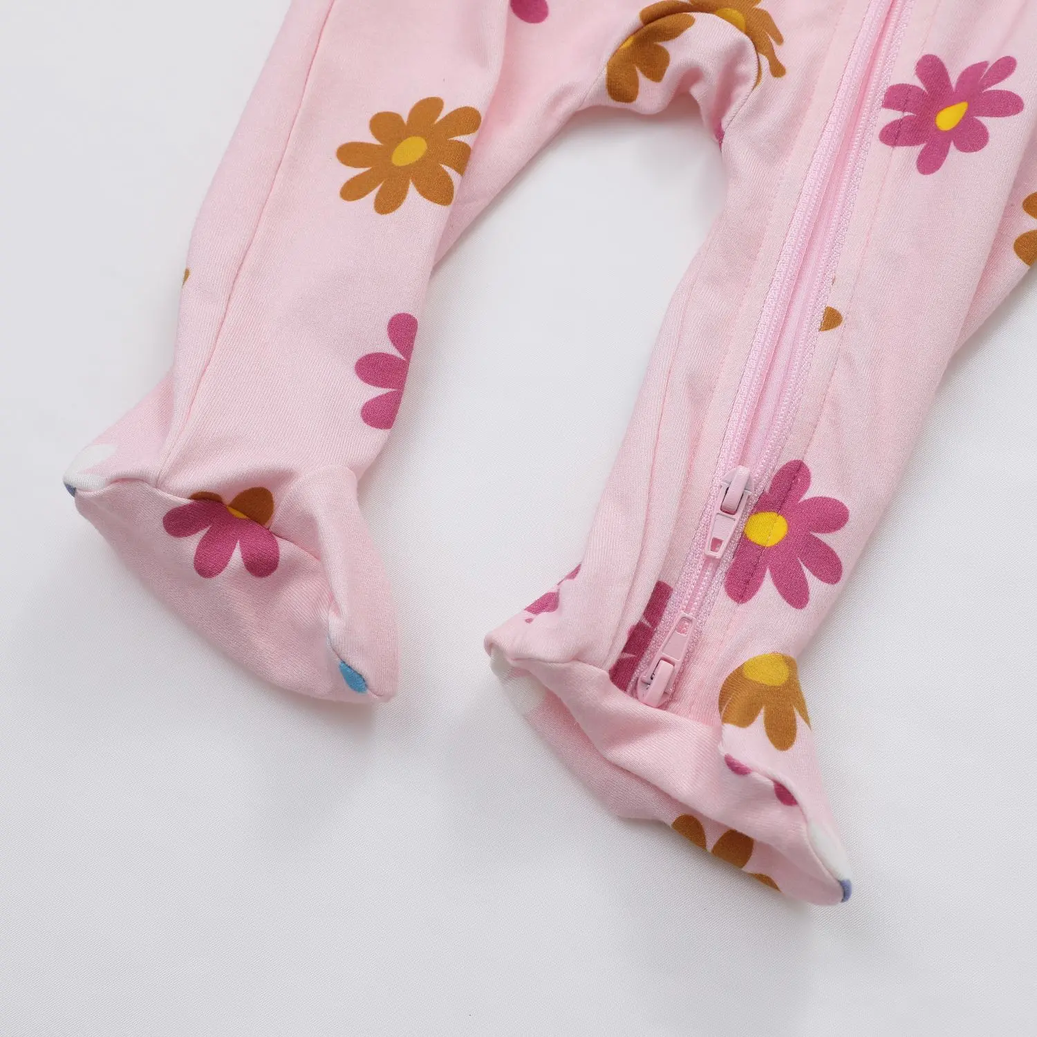 Infant Girls Footed pajamas (2)