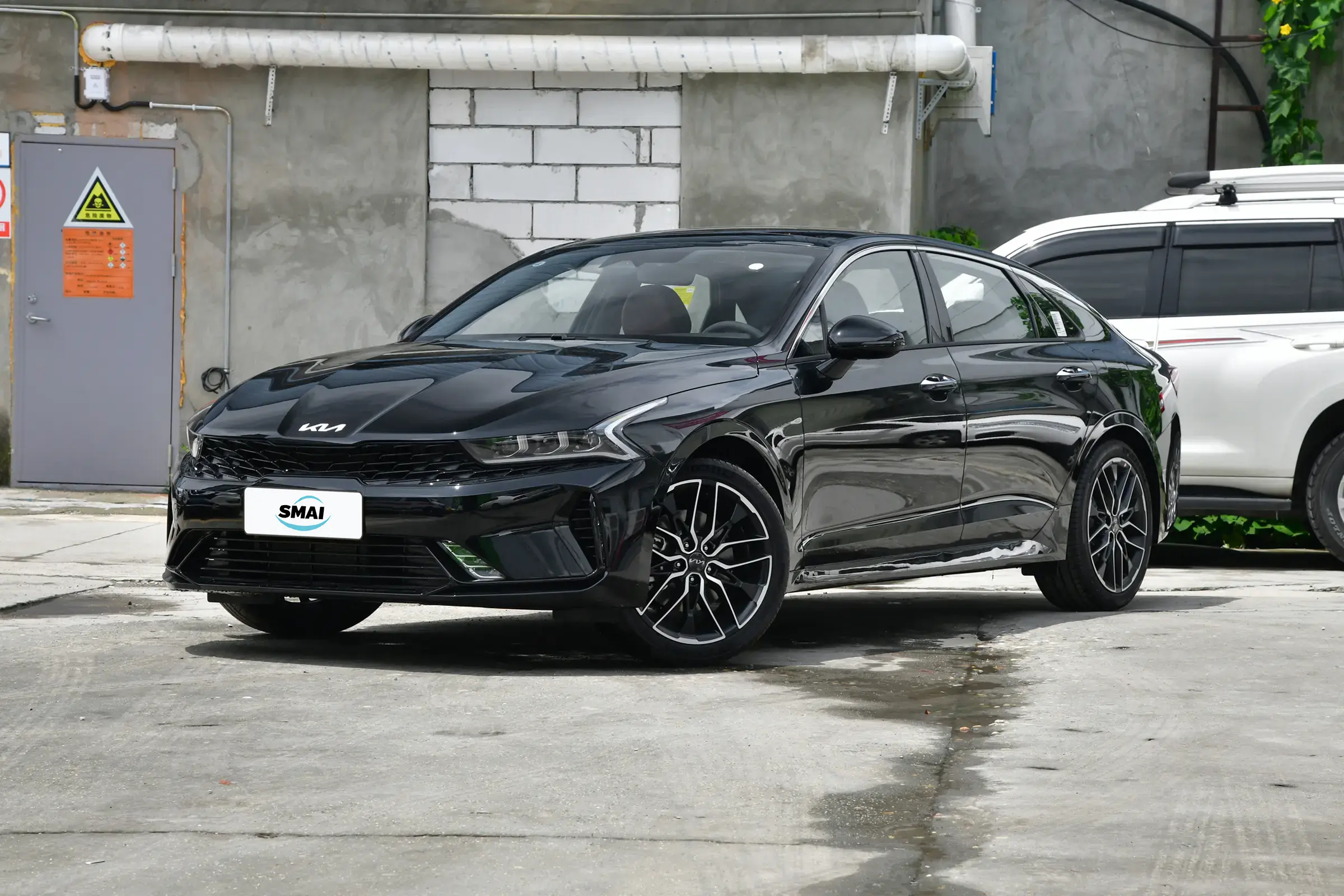 Aurora Black