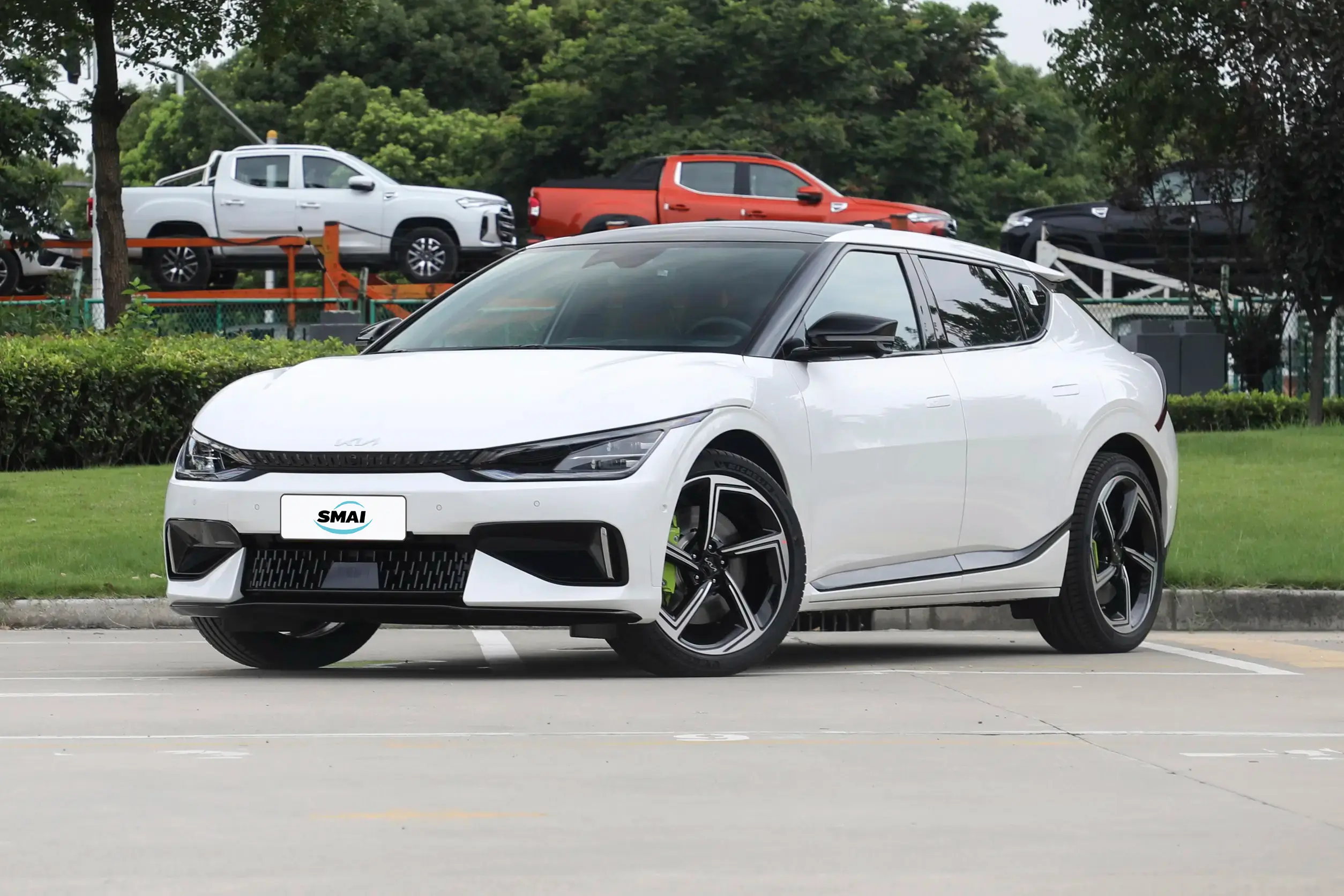 Pearl White