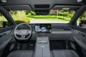 S07_front seat