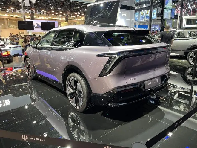HiPhi Y is equipped with the HiPhi Pilot advanced driving assistance system