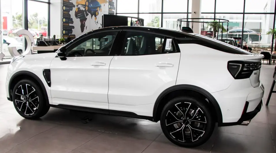 High Quality Crossover SUV Link&Co 05 Left Hand Driving Cars Max Speed 230km/H Compact SUV For Sale