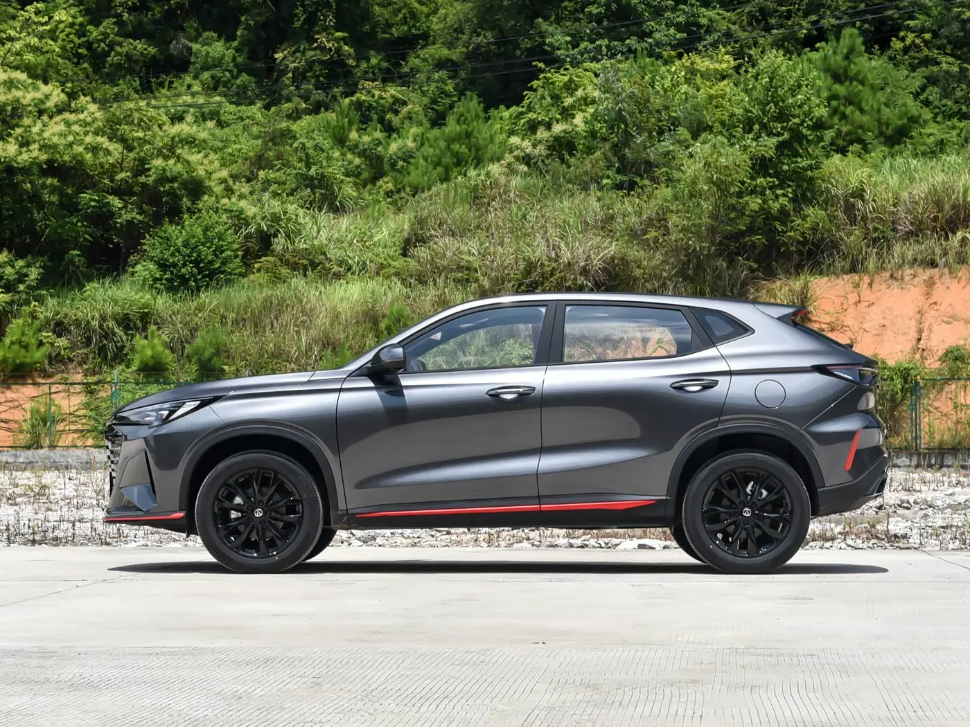 1400x1050_autohomecar__ChxpVmiWGTiAKuNMABx6PDzFmvg888