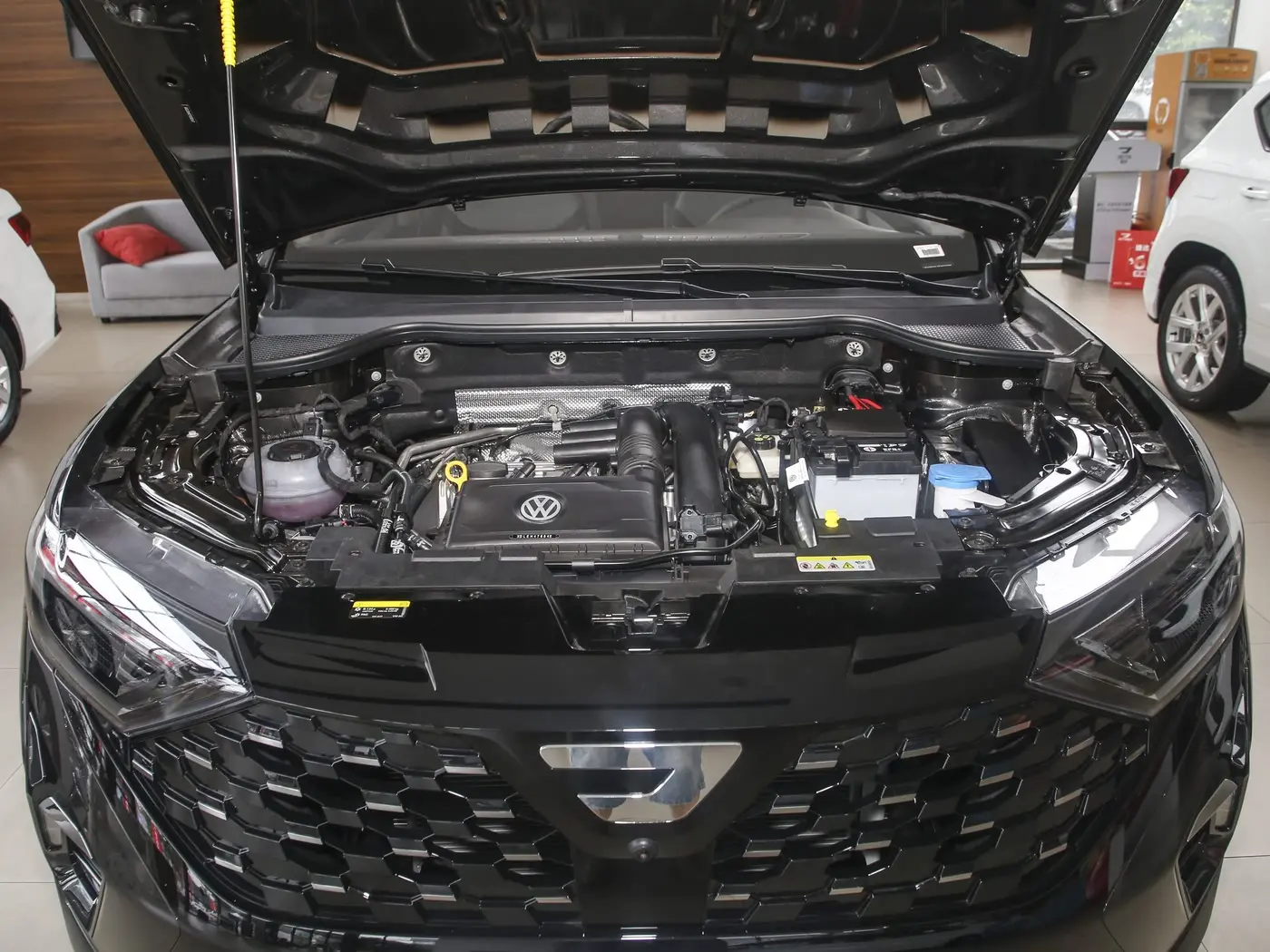 1400x1050_autohomecar__ChxkmWhXzX-AbwCkAB6yIDZXtMQ854