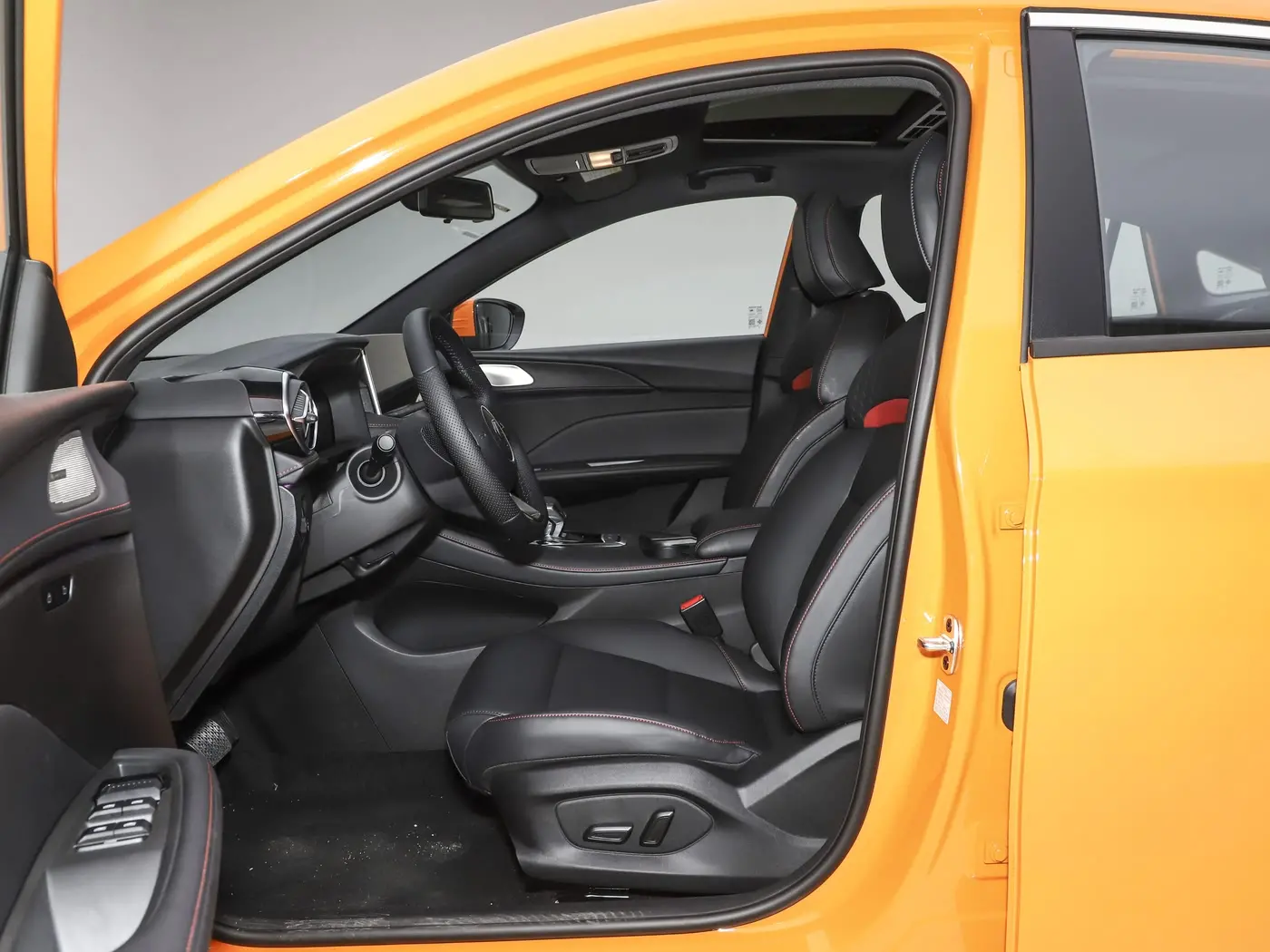 1400x1050_autohomecar__ChtlxWhVJ1GARChaABdhvxButBE571